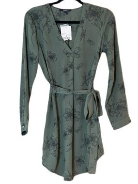Forever 21 Olive Floral Wrap Dress Long Sleeve Size Small NWT